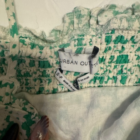 Flowery cropped tank top - Picture 3 of 3